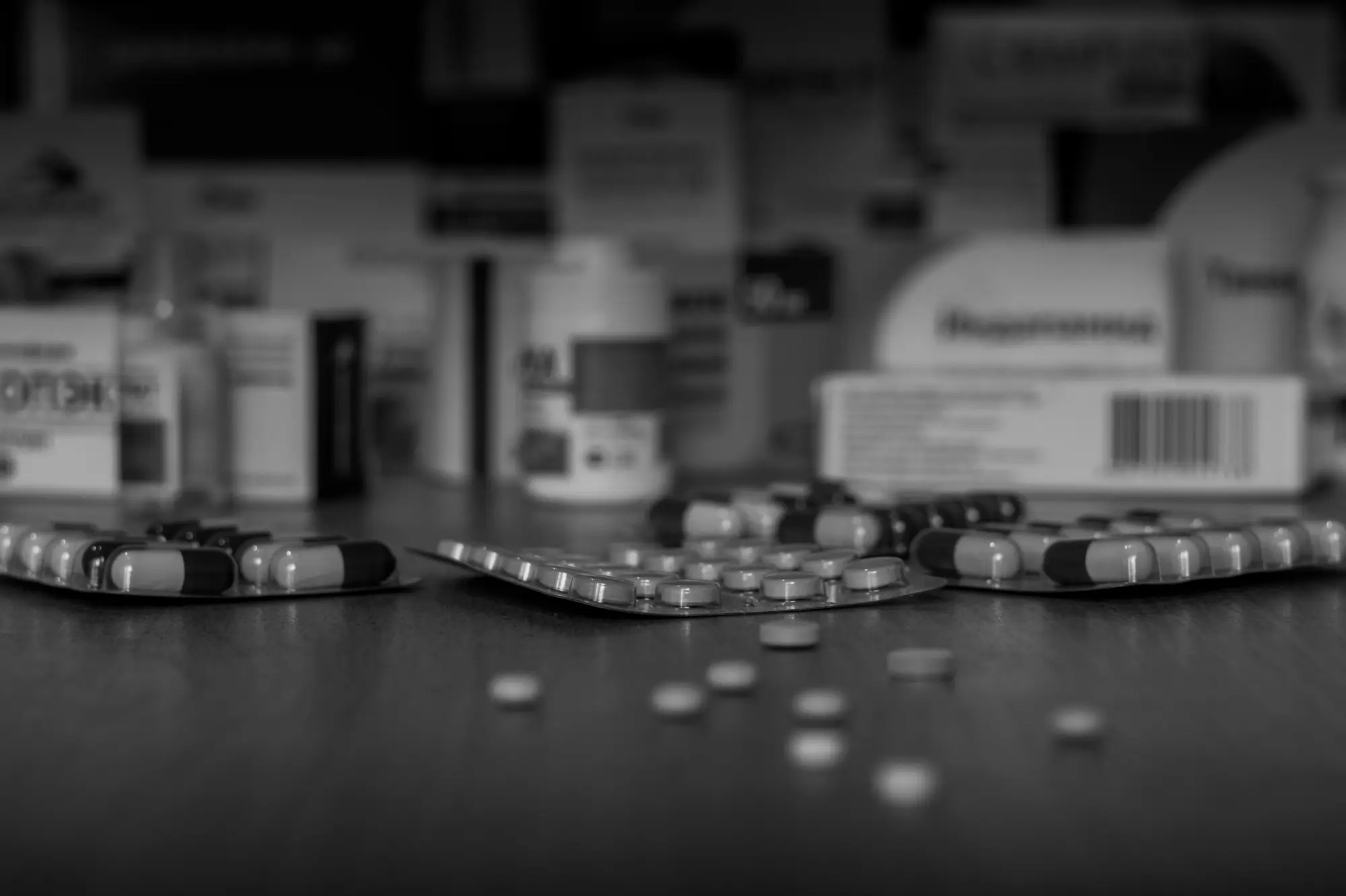 L&eacute;ky na stole