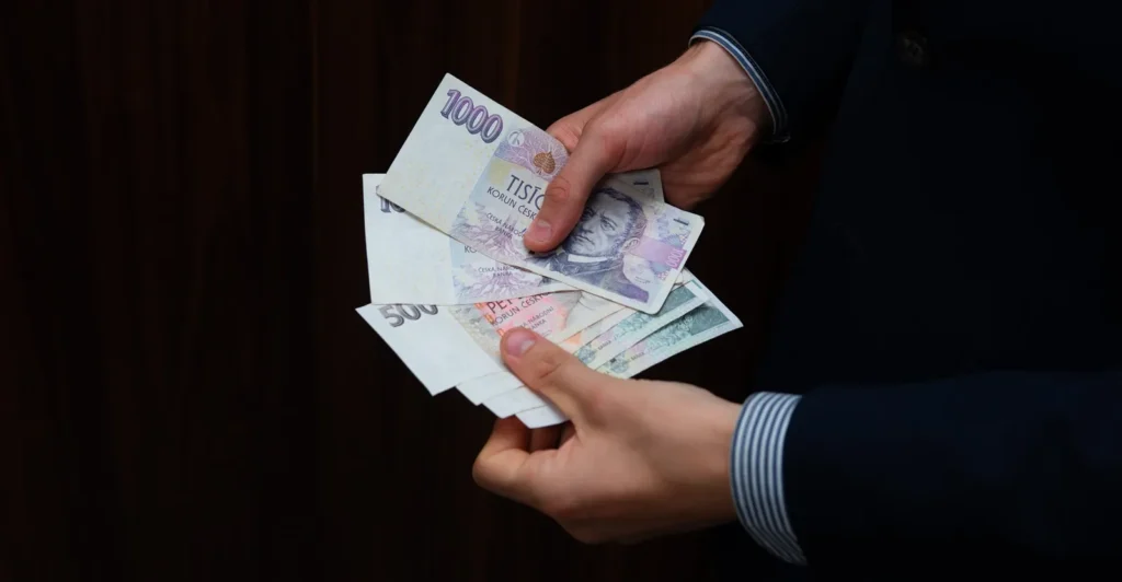 Česká hotovost v pánských rukou