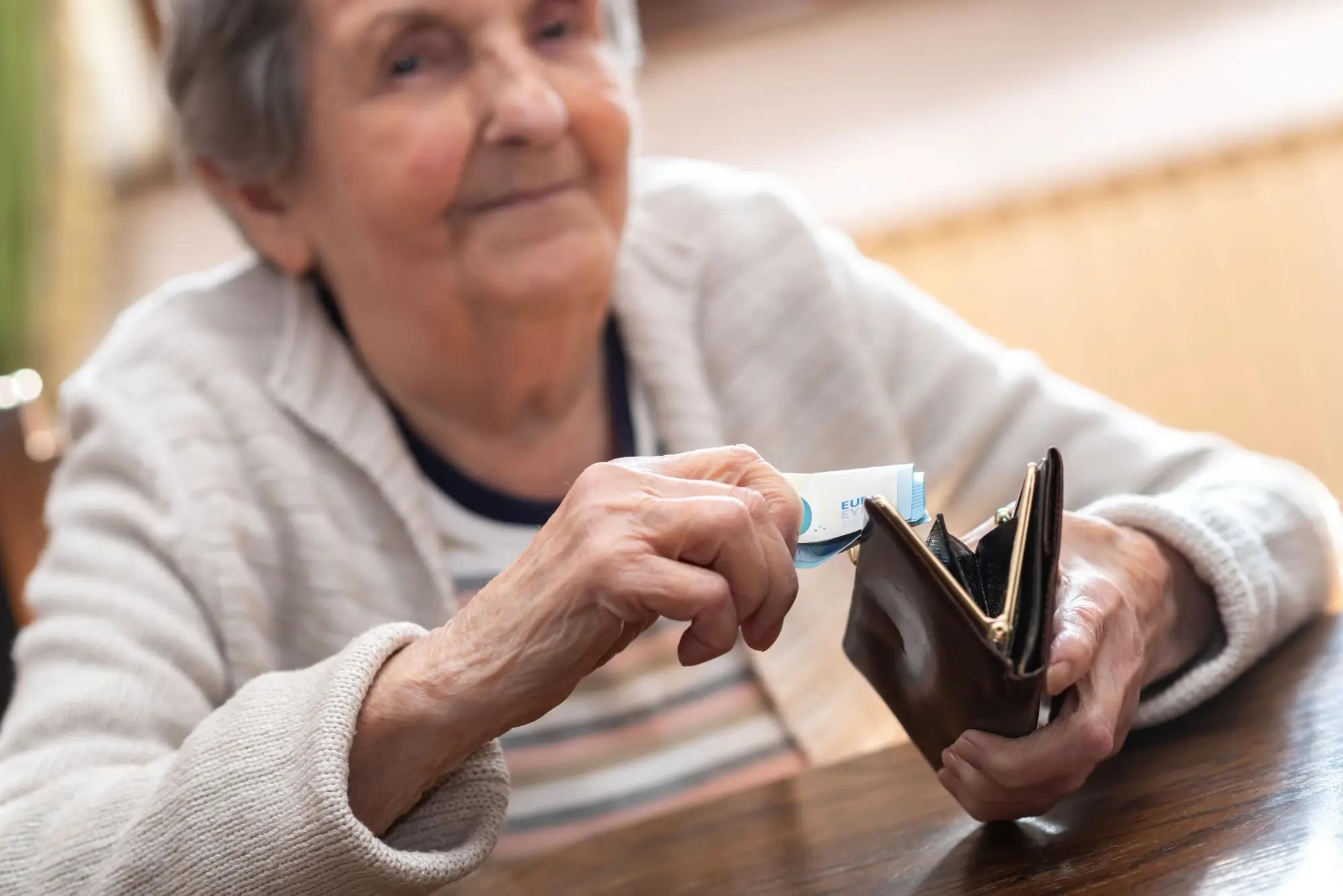 Senioři budou mít od nového roku vyšší důchody.