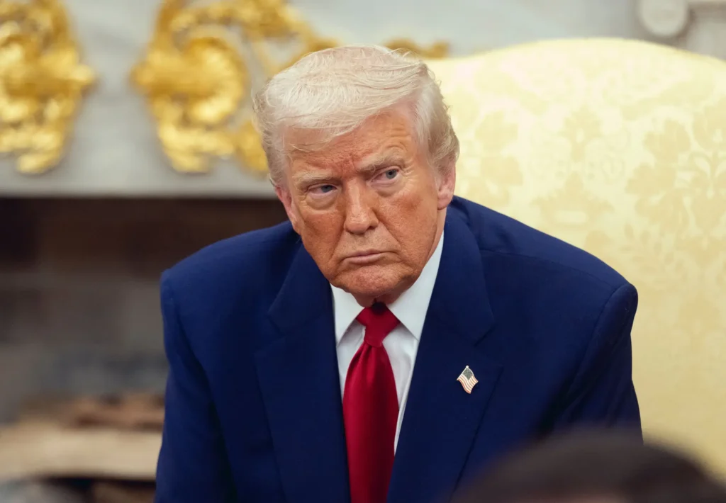 Trump chce válku ukončit za každou cenu.