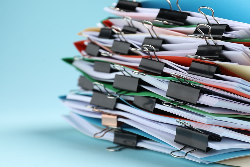 Konec papírování i hotovosti? Stát chystá digitální revoluci a spory o referendum