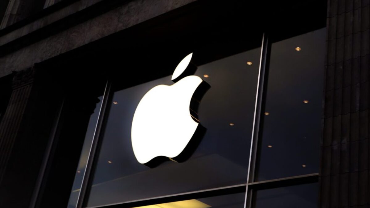 Apple Store shop front