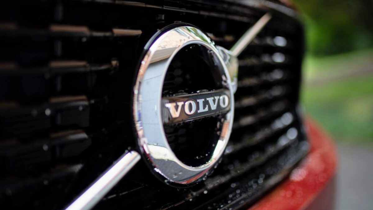 chrome Volvo emblem
