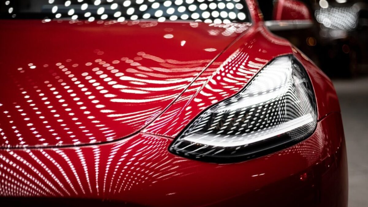 close-up photography of red car
