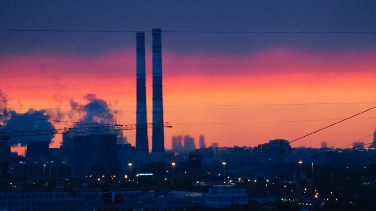 silhouette of city buildings during sunset
