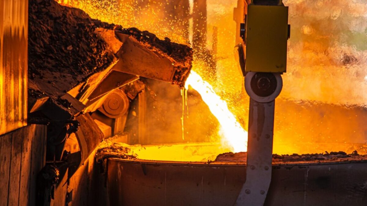 black and gray metal pipe