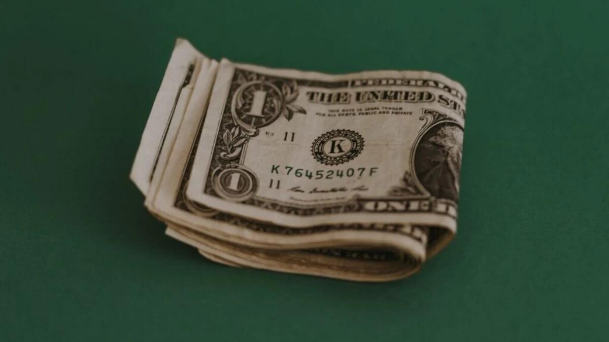1 US dollar banknote