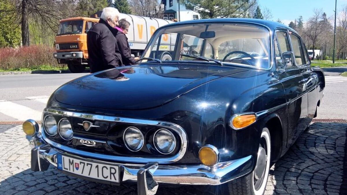 Tatra 603
