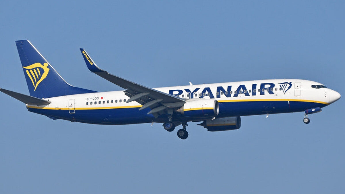 Boeing 737-800 ‘9H-QDD’ Malta Air (Ryanair livery)
