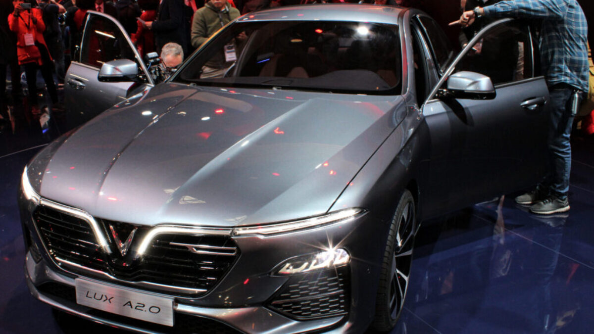 Vinfast Lux A 2.0, Paris Motor Show