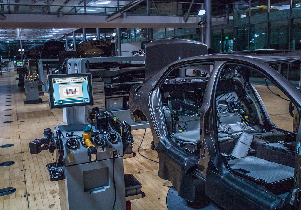 Volkswagen Phaeton Factory Dresden - ByznysDeník