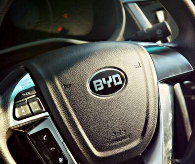 black vehicle steering wheel close-up photography