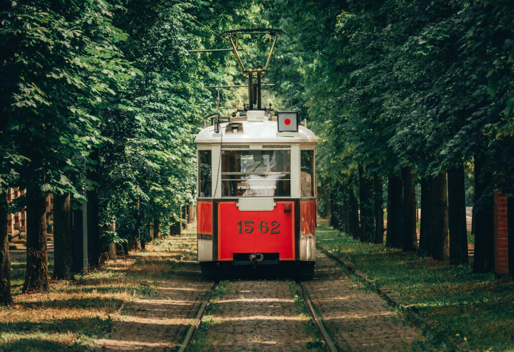 Za tramvaj vděčíme Františku Křižíkovi, zdroj: Shutterstock - ByznysDeník Za tramvaj vděčíme Františku Křižíkovi