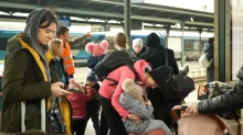 Uprchlíci z Ukrajiny na českém nádraží