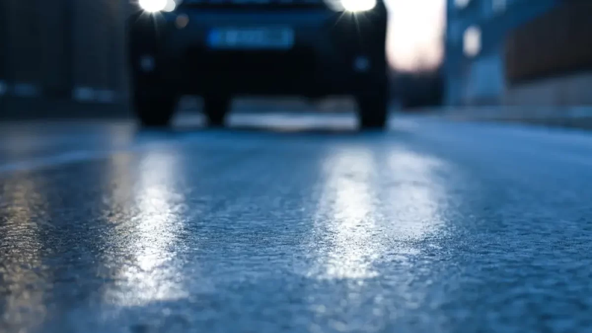 auto na ledu