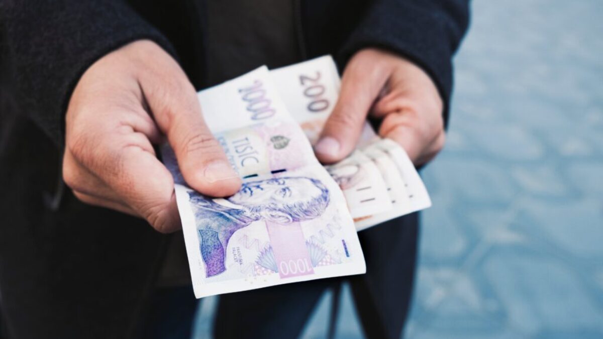 Pan Petr se důchodu nehnal, okolnosti ho ale donutily zvolit předčasný důchod. Dnes svého rozhodnutí lituje. Zdroj: Shutterstock