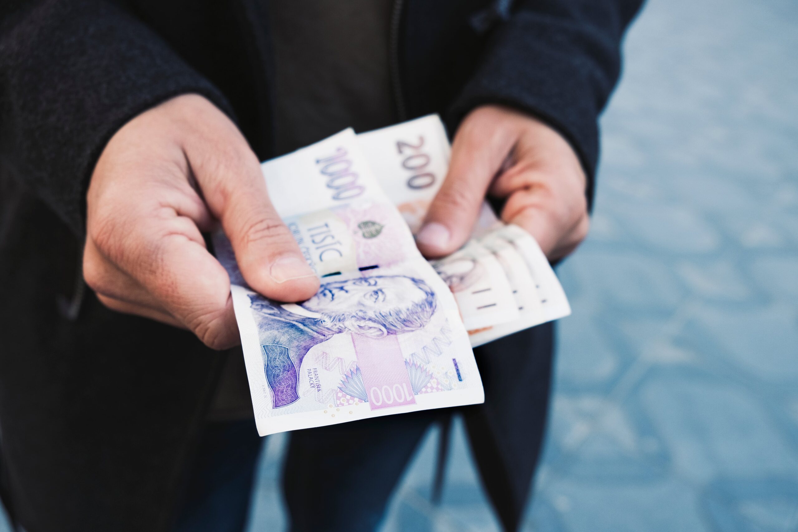 Pan Petr se důchodu nehnal, okolnosti ho ale donutily zvolit předčasný důchod. Dnes svého rozhodnutí lituje. Zdroj: Shutterstock