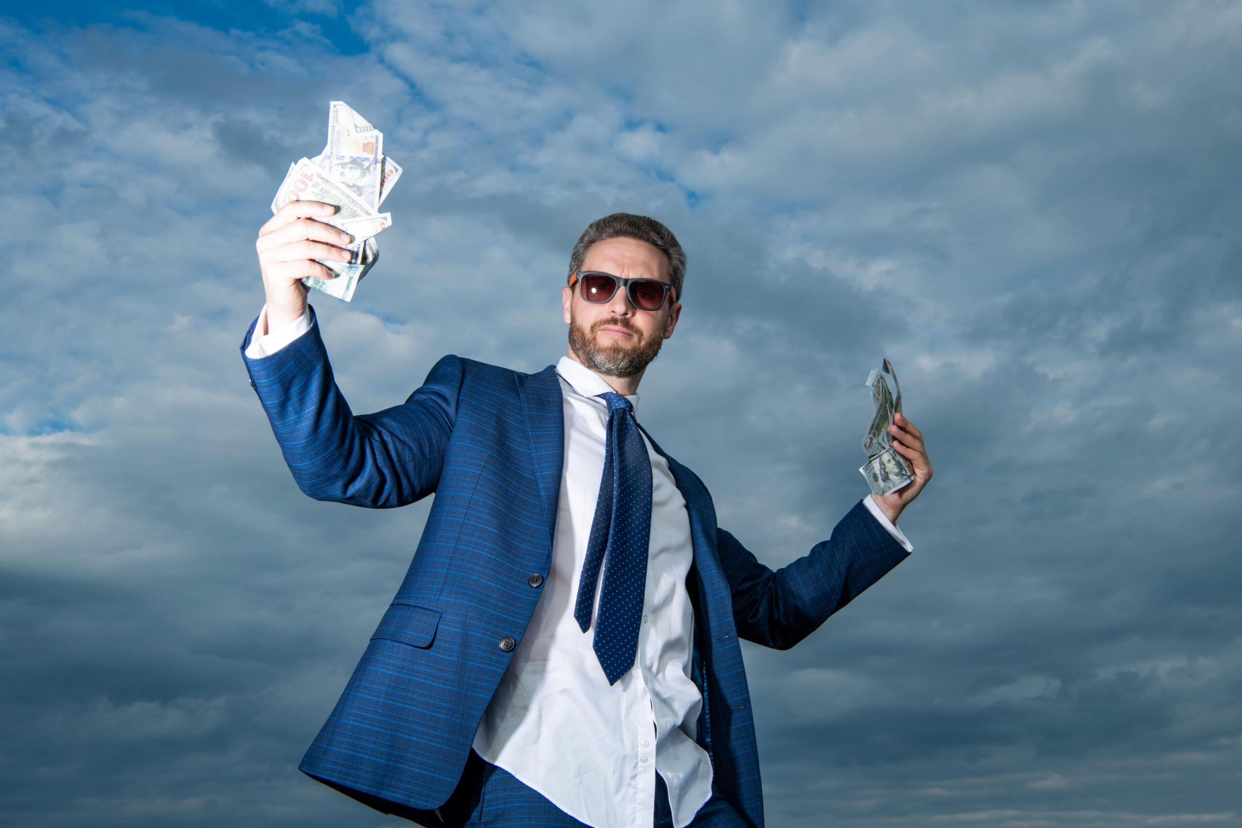 Čeští zaměstnanci žijí od výplaty k výplatě, čeští miliardáři tohle neřeší. Co dělají jinak? Zdroj: Shutterstock