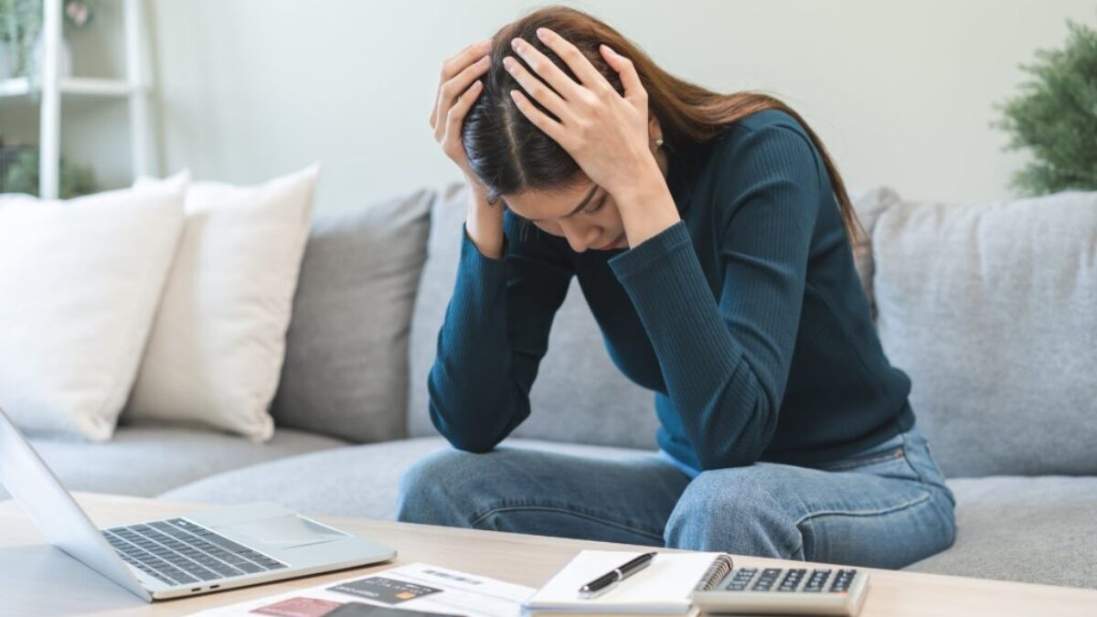 Datové schránky jsou důležitým nástrojem komunikace s úřady, jejich neotevíráním si koledujete o pořádný průšvih. Zdroj: Shutterstock