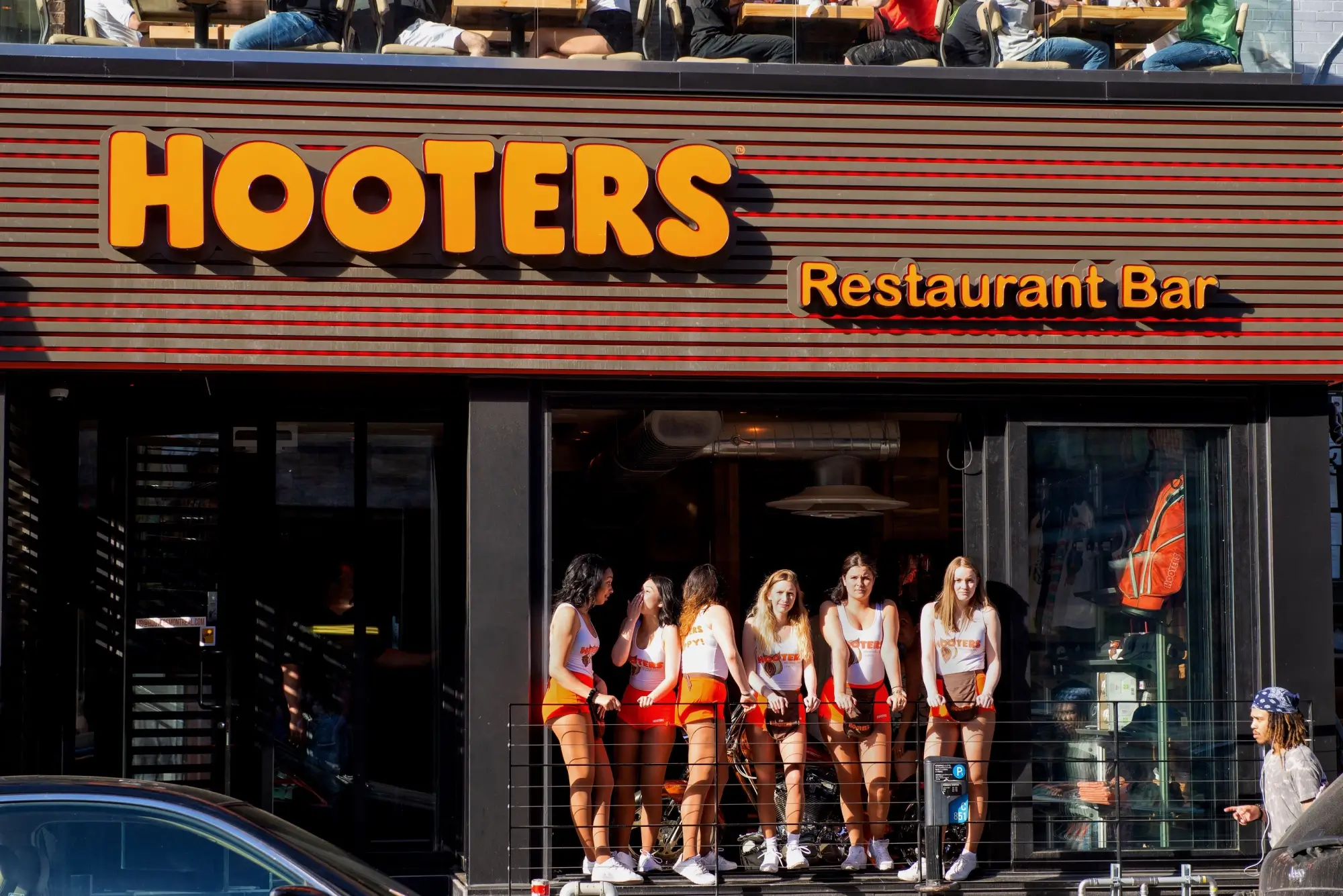 Hooters restaurace