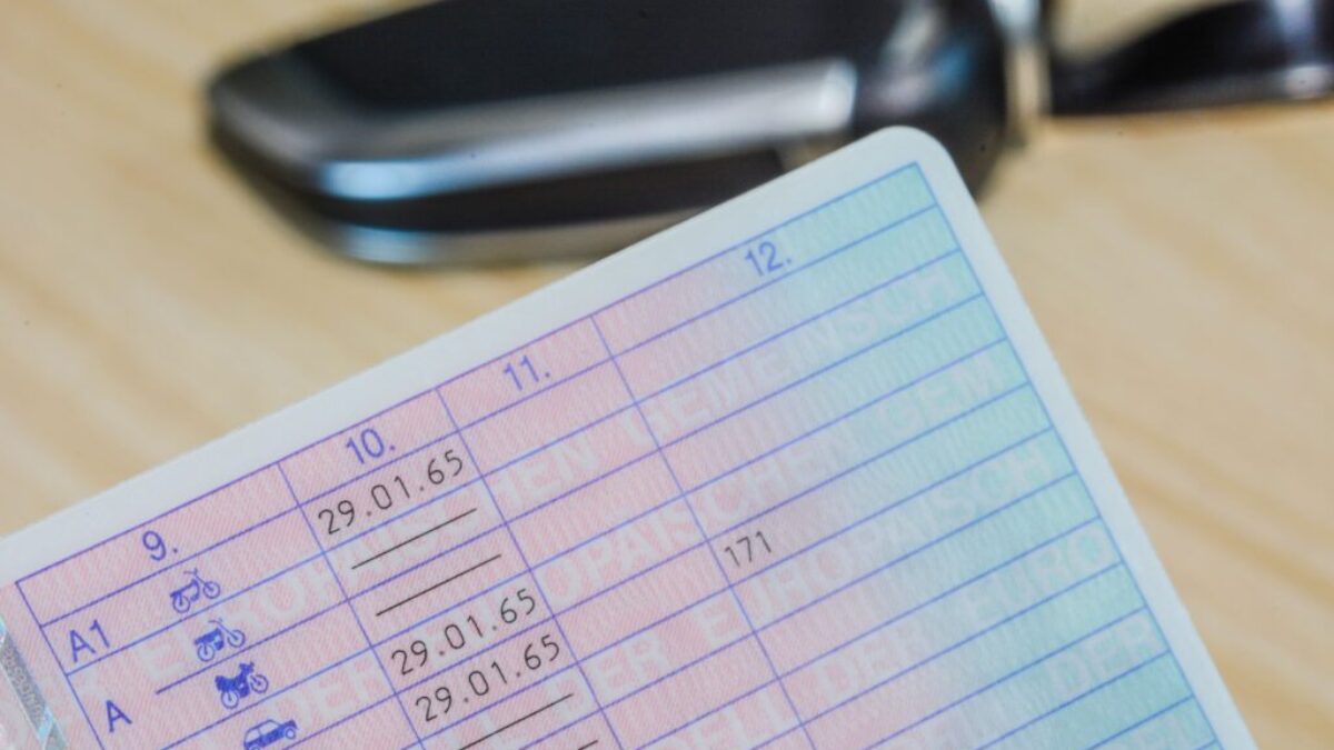 Evropská unie chystá revoluci v řidičských oprávněních. Zdroj: Shutterstock