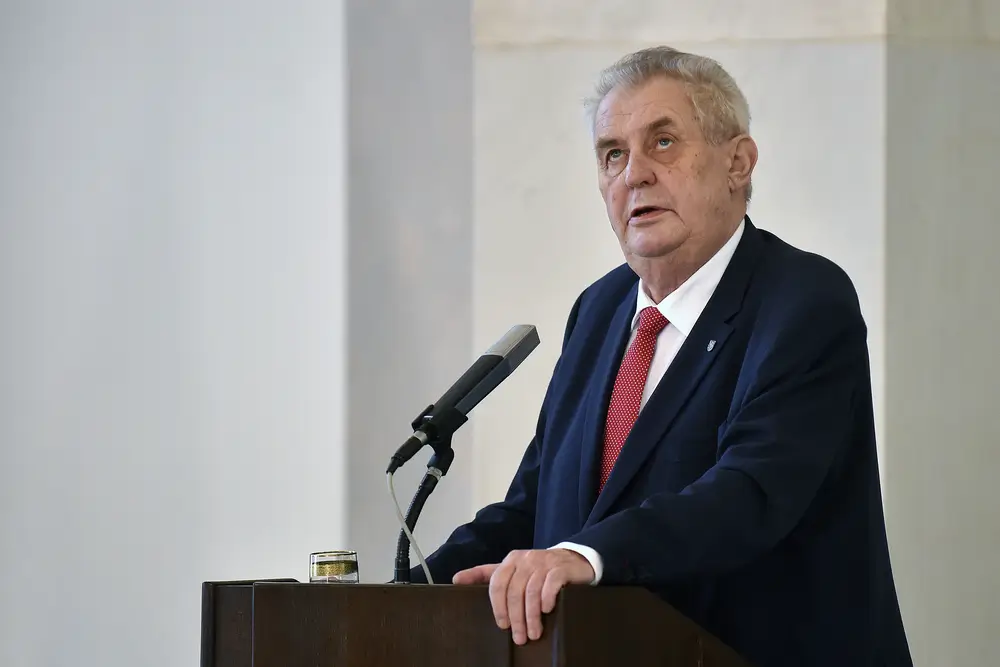 shutterstock_598705670 - ByznysDeník Zeman Miloš.