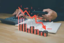 Symbolické znázornění klesajících tržeb a finanční nestability v německém průmyslu