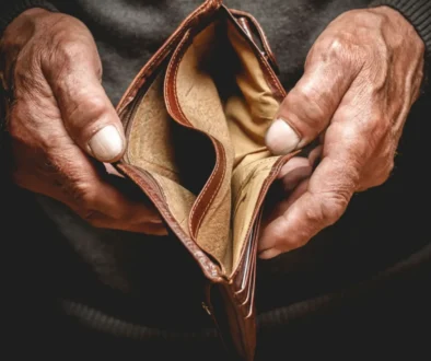 S dalšími poplatky senioři opět zchudnou