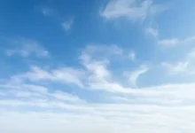 Snímek nebe s oblaky