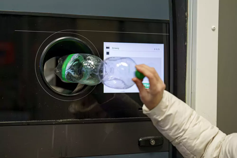 Zálohový automat na PET lahve