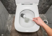 Silikonová štětka na záchod