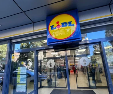Dveře prodejny Lidlu