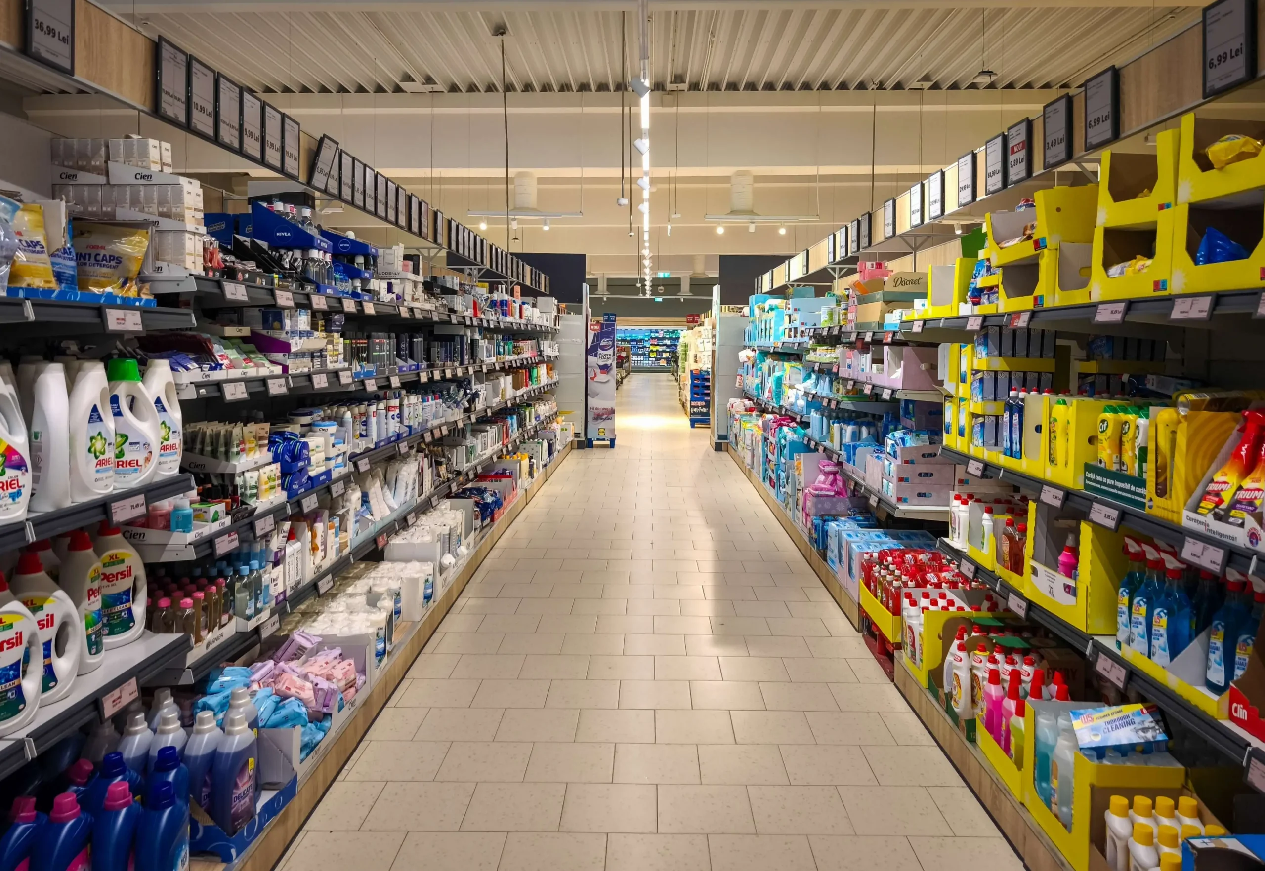 Ulička prodejny Lidl