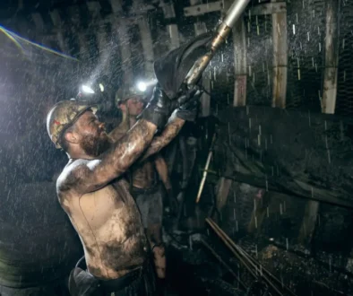Těžká práce v náročných podmínkách. O tom je práce horníka Těžká práce v náročných podmínkách