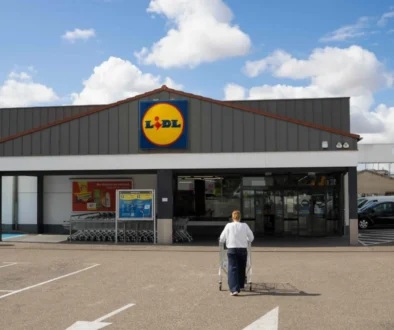 Lidl teď nabízí dřevěné hračky ve velkém Prodejna Lidl