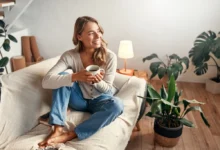 Žena v malé garsonce