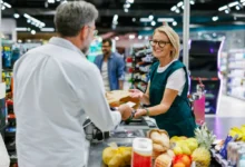 placení nákupu na pokladně