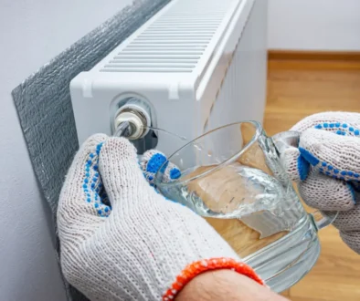 Odvzdušnění radiátorů může ušetřit pěknou sumu peněz.