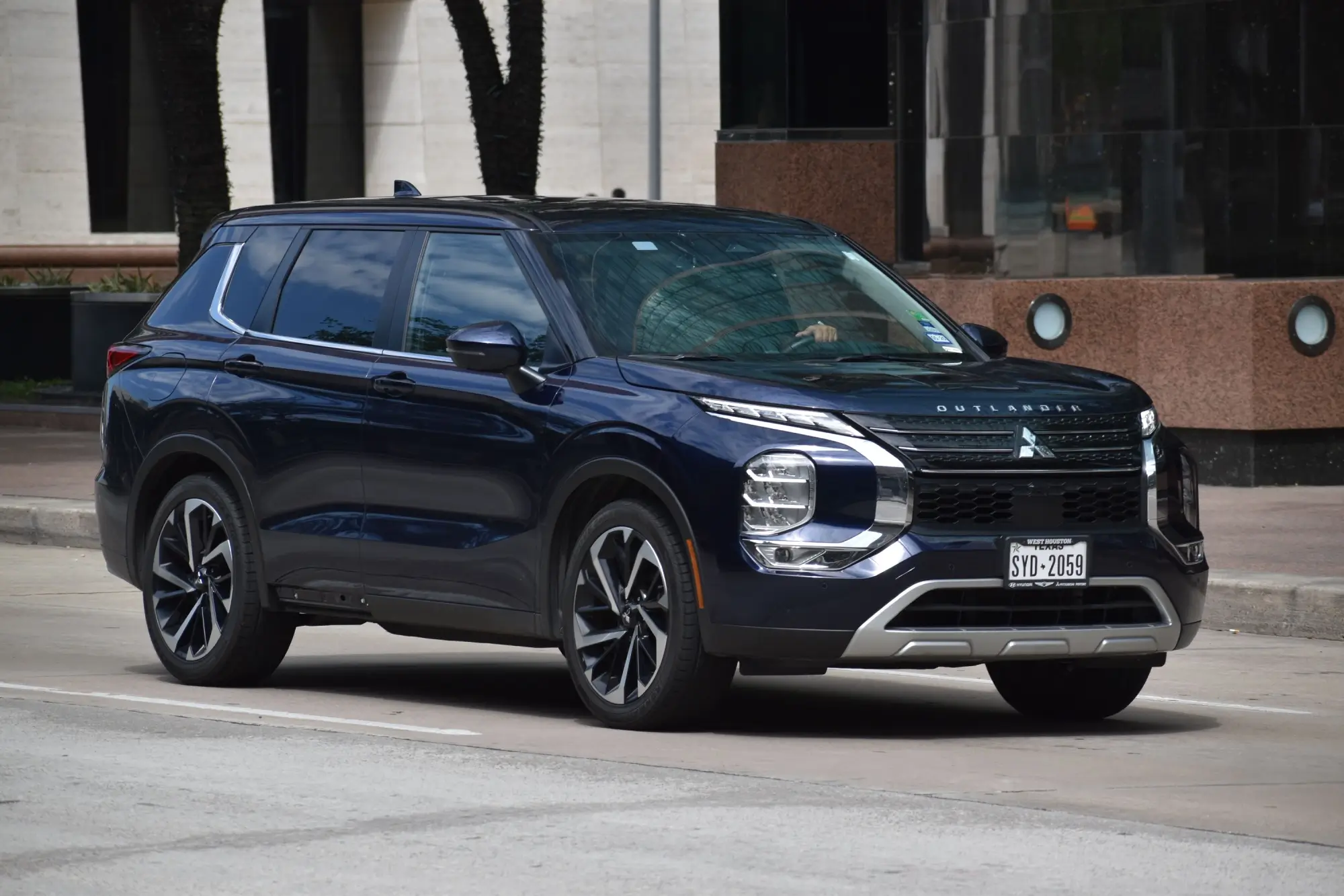 Mitsubishi Outlander nahradí u izraelské armády čínský Chery Tiggo 8.