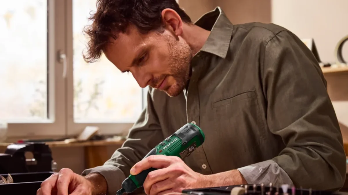 Aku jemná vrtací bruska