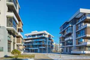 Právník radí: Kdy vás může družstvo zbavit podílu a vystěhovat z vlastního bytu