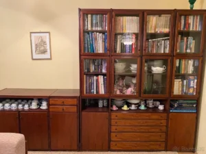 Tenhle nábytek nevyhazujte. Možná je ošklivý, ale má cenu nového auta a sběratelé vám utrhnou ruce