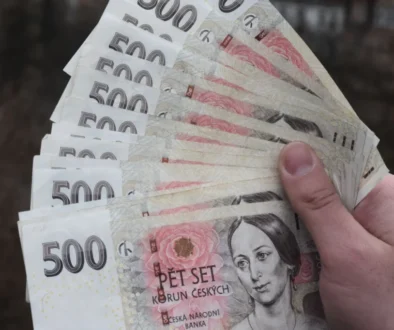 Která pětistovka vám může zaplatit dovolenou?