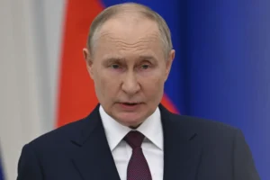 Putin projevuje ochotu písemně vyloučit útok na Evropu