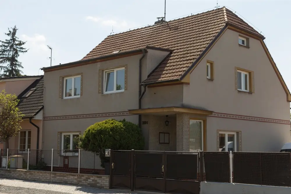 Syn poslal na vlastní matku právníka