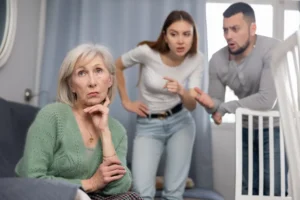 Vlastní syn mě zažaloval, že jsem mu nespořila na studium. Právník mu dal za pravdu a chtěl, ať prodám dům